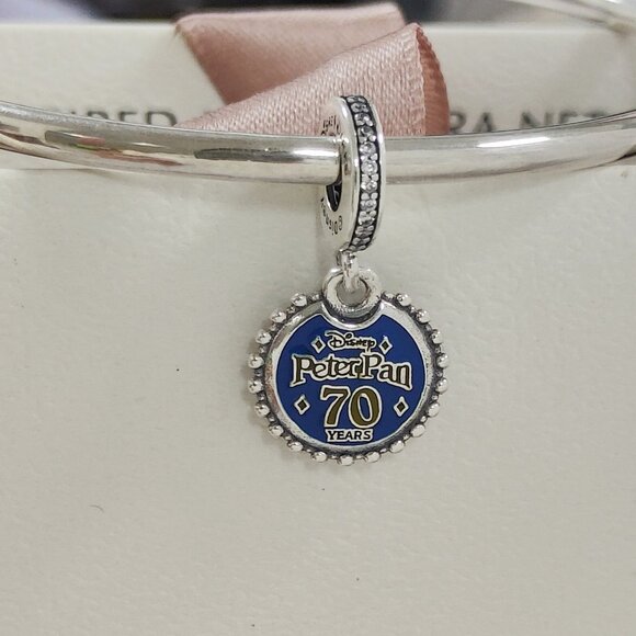Pandora Disney Parks Peter Pan 70th Anniversary Exclusive Dangle Charm with box - Picture 5 of 8